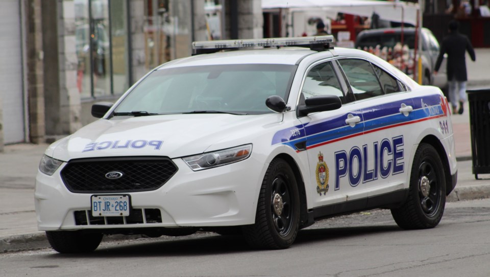 2018-02-28 Ottawa police cruiser2 MV