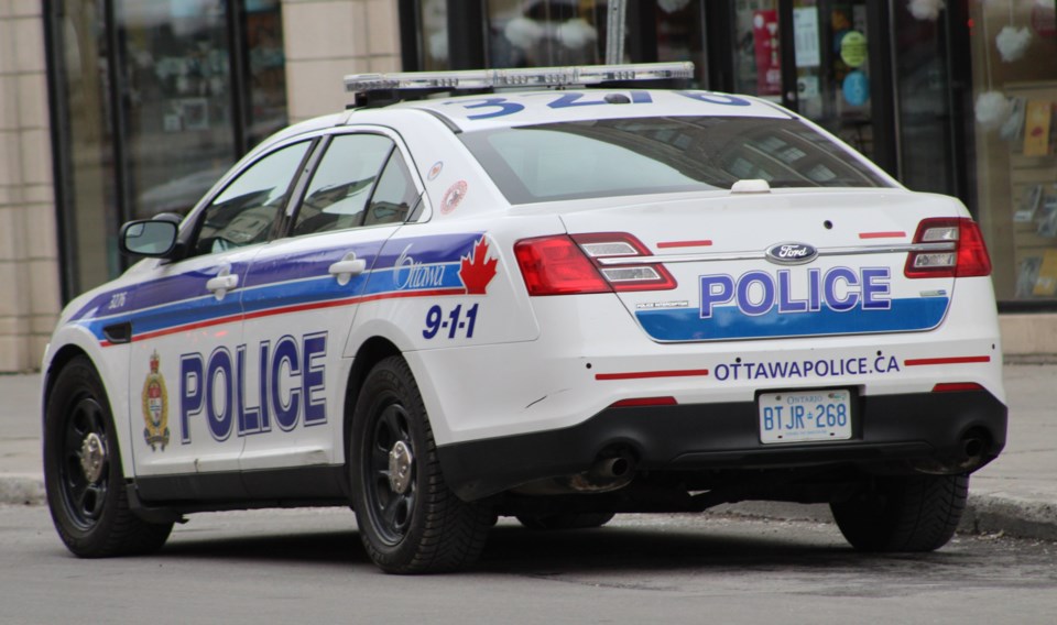 2018-02-28 Ottawa police cruiser3 MV