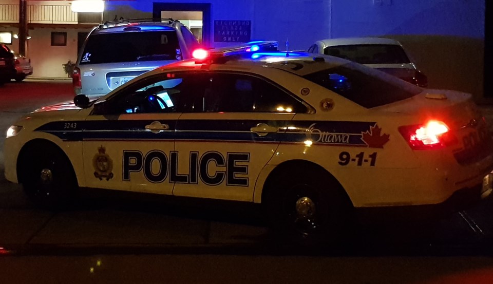 2018-04-11 Ottawa Police night SK2