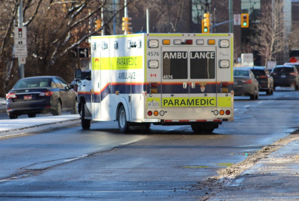 2018-12-12 ottawa paramedics ambulance mv1