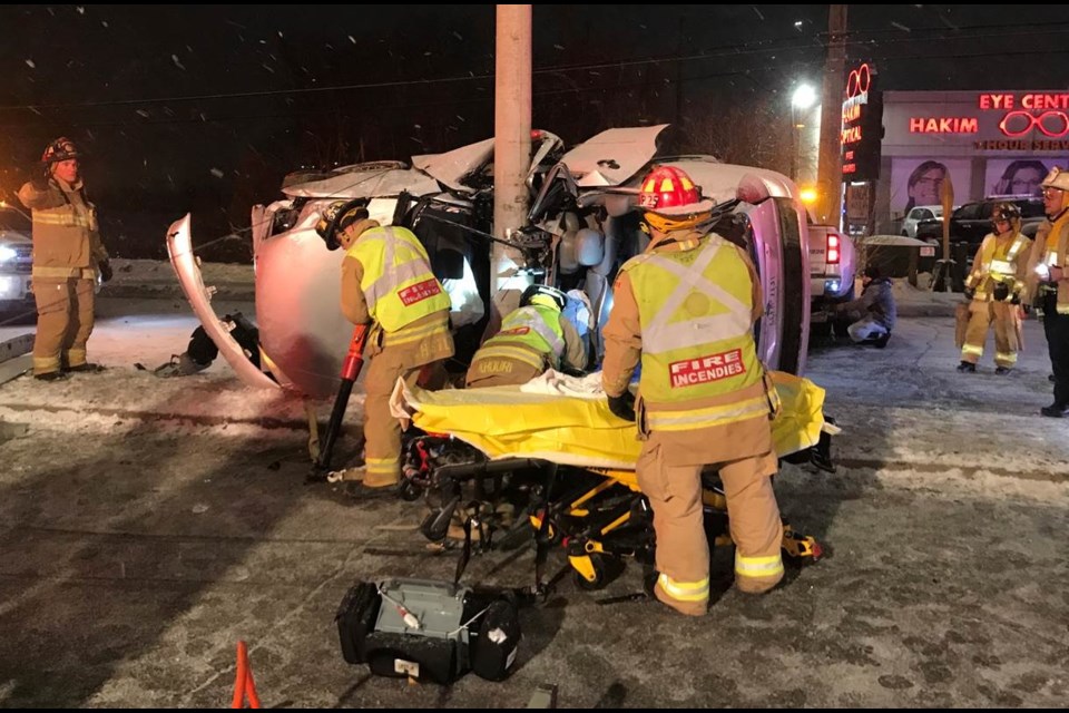 Complex extrication needed in west Ottawa rollover crash