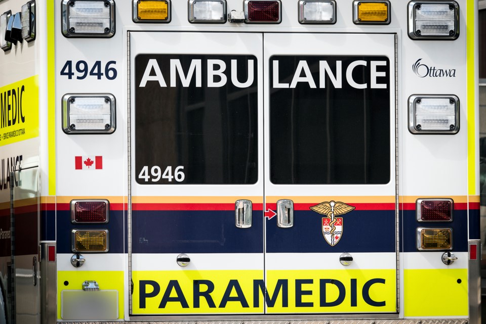 20200926_ottawa paramedics DD2