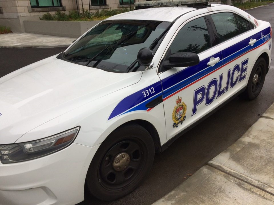 2017-08-18 Ottawa Police Cruiser MV1