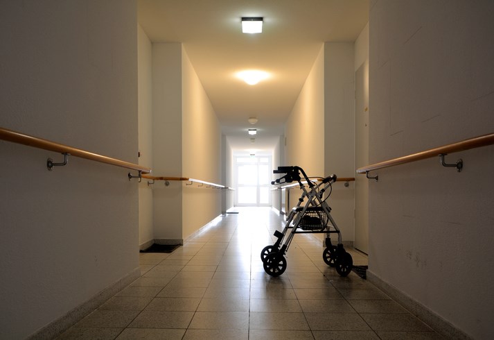 2018-05-03-nursing-home-hallway-AB
