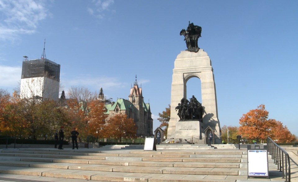 2020-10-23 national war memorial CITYNEWS1