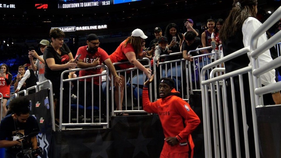 raptors-fans-in-orlando-with-siakam