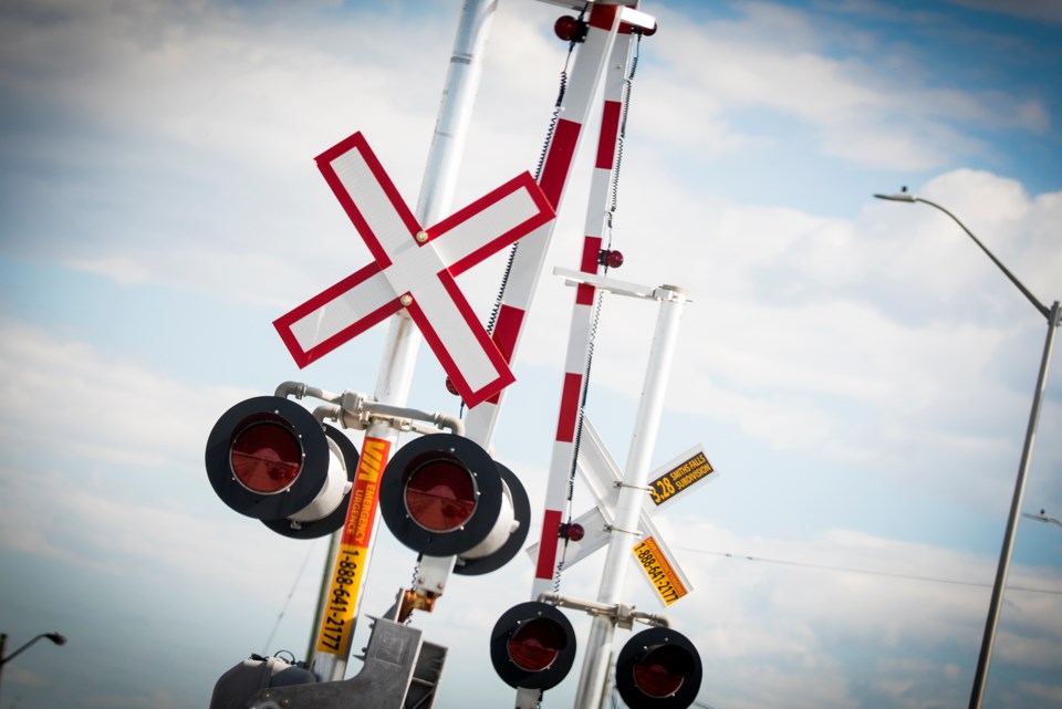 20210515_railway crossing