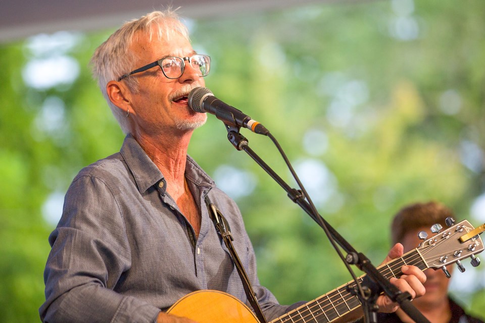 Singer-songwriter Jamie Warren performed at the Fonthill Bandshell on Aug. 17 2023.