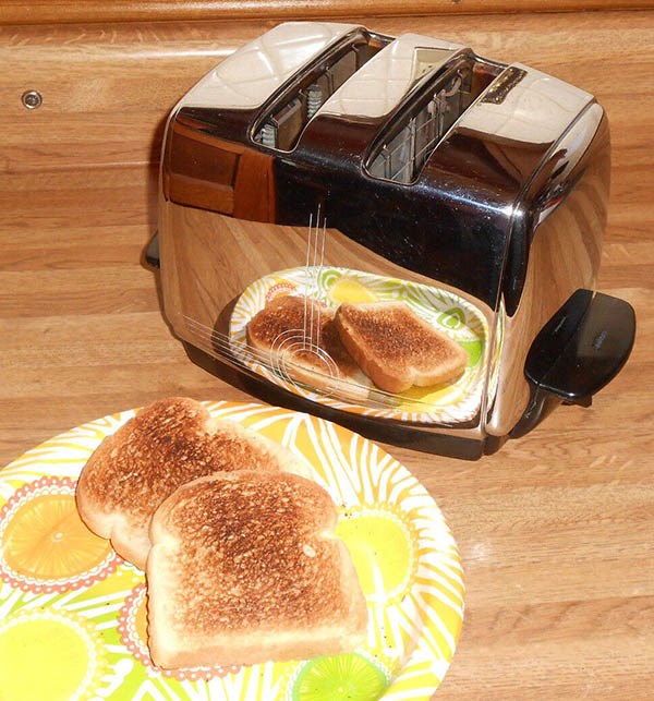 toaster-600