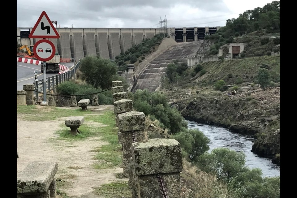 Not everything in Alcantara is ancient.  The massive 957 megawatt  Jose Maria de Oriol dam built in 1969 on the Rio Tajo provides power and fresh water to arid Extramadura. The huge spillway is capable of releasing 12000 cubic metres of Spring runoff per second.