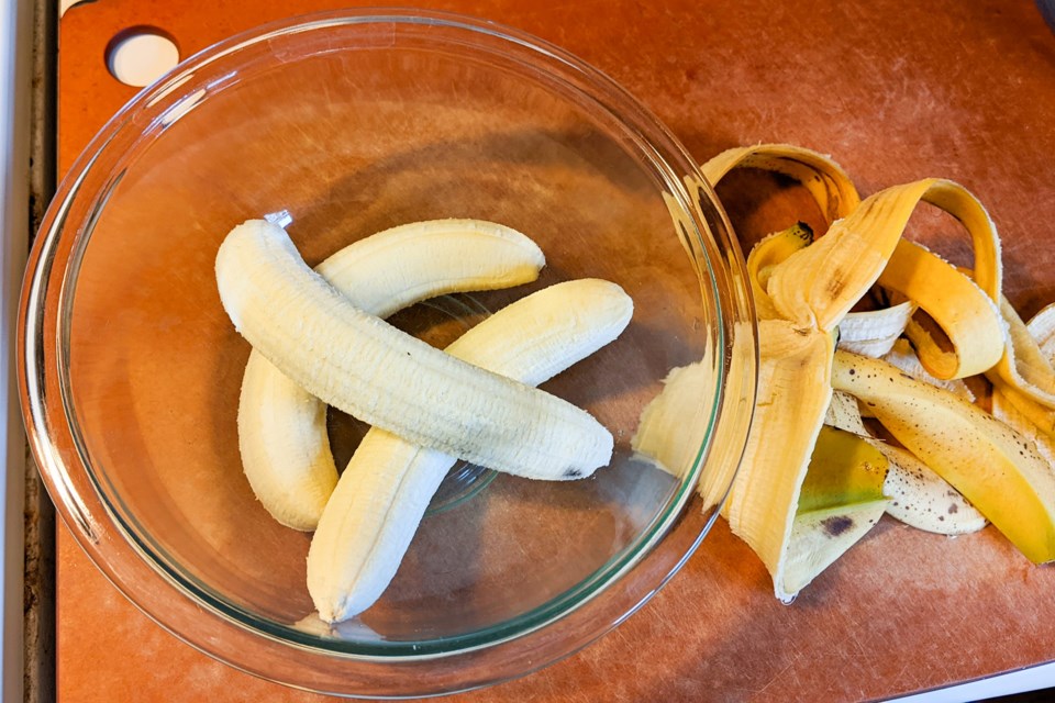 The riper the banana, the more banana flavour in the finished product. Nutritionally there is no difference between unripe and over-ripe bananas.