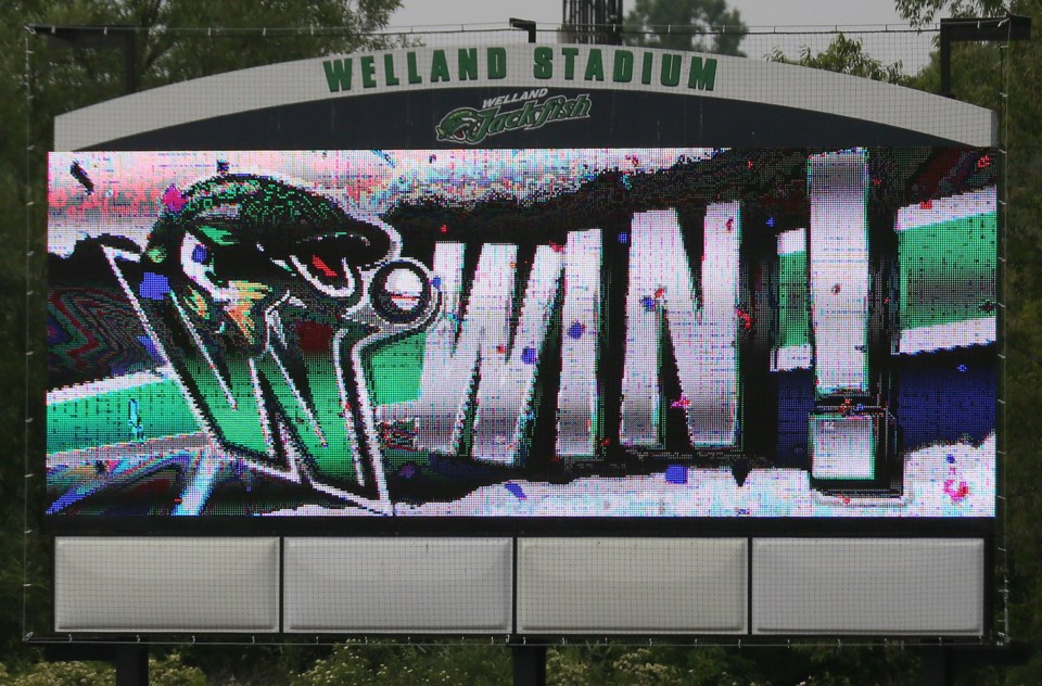 9w5a2905_score_board_win_welland