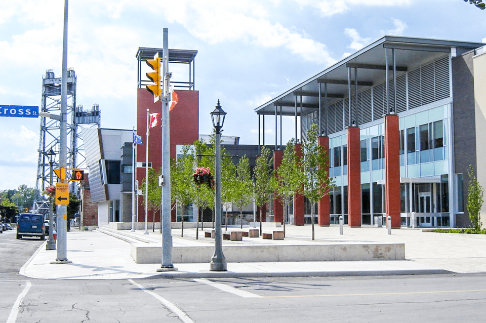 1200px-Welland_Civic_Centre