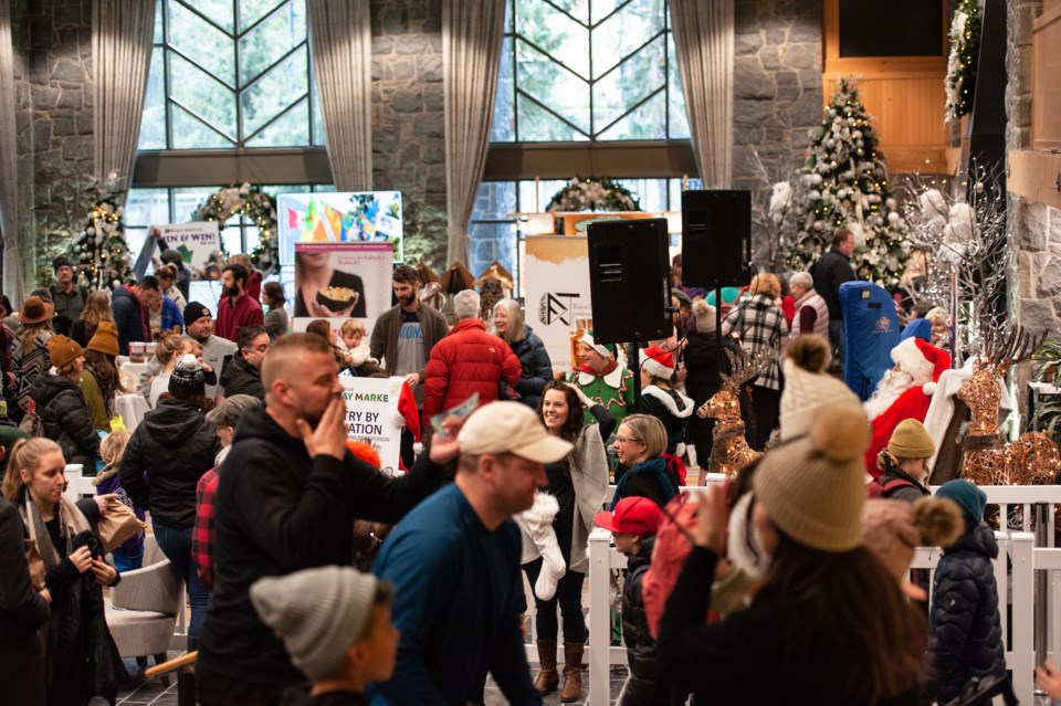 artswhisholidaymarket2019-19-medium