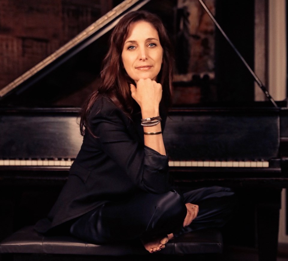 chantal-kreviazuk-raphael-mazzucco-medium