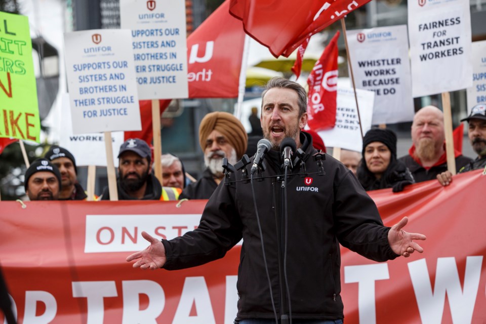 Unifor Bus Strike 0015