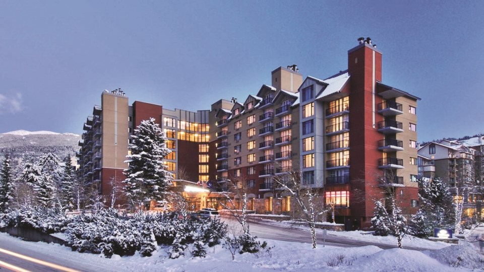 n-customer-service-hilton-whistler-2950-tourism-whistler