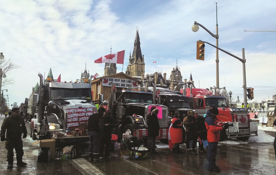 Freedom_Convoy_2022_Ottawa_February_4-19