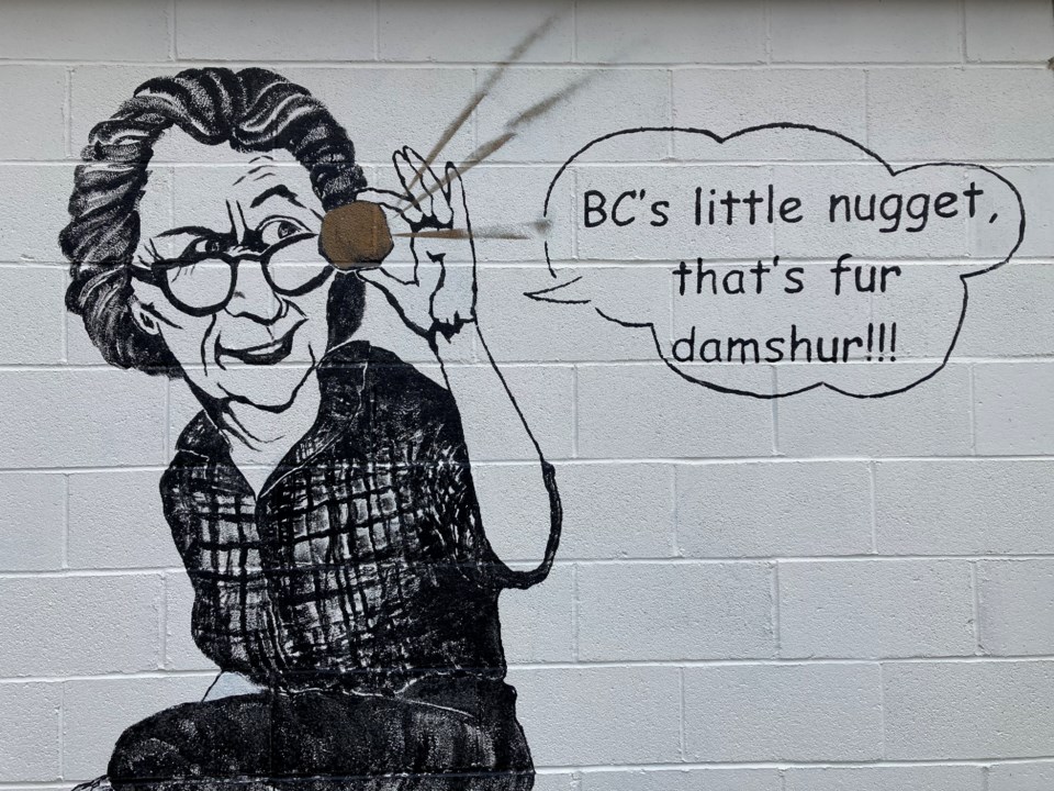 Ma Murray mural