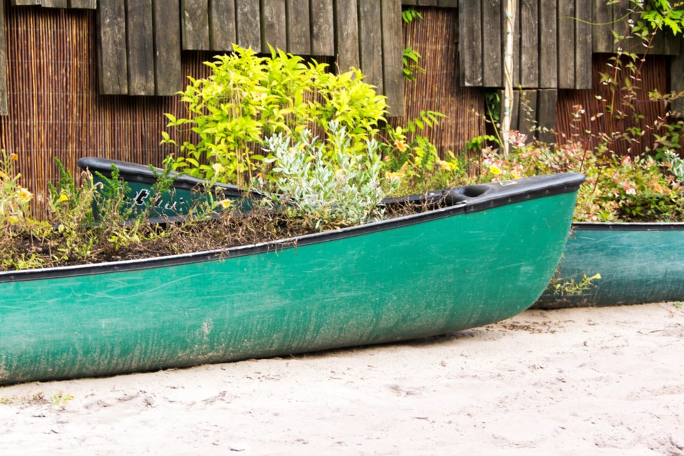 o-science-mattress-canoe-planter-3014-photo-by-vex-collective-getty-images