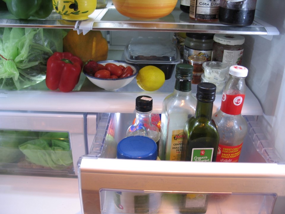 pique-fridge-shelves