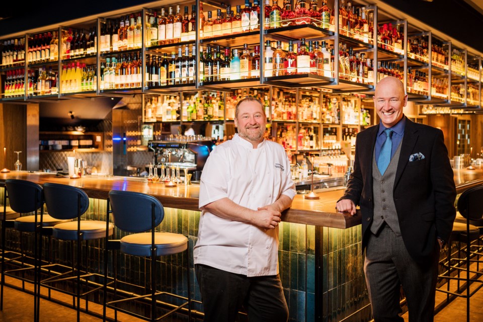 WILD BLUE EXECUTIVE CHEF DEREK BENDIG (LEFT) WITH RESTAURANT PARTNER AND DIRECTOR NEIL HENDERSON AT THE WILD BLUE BAR.