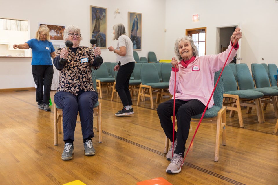 seniors-taking-part-in-programming