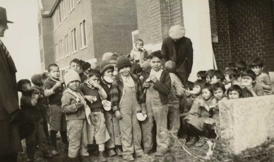 kamloops-fn-res-school