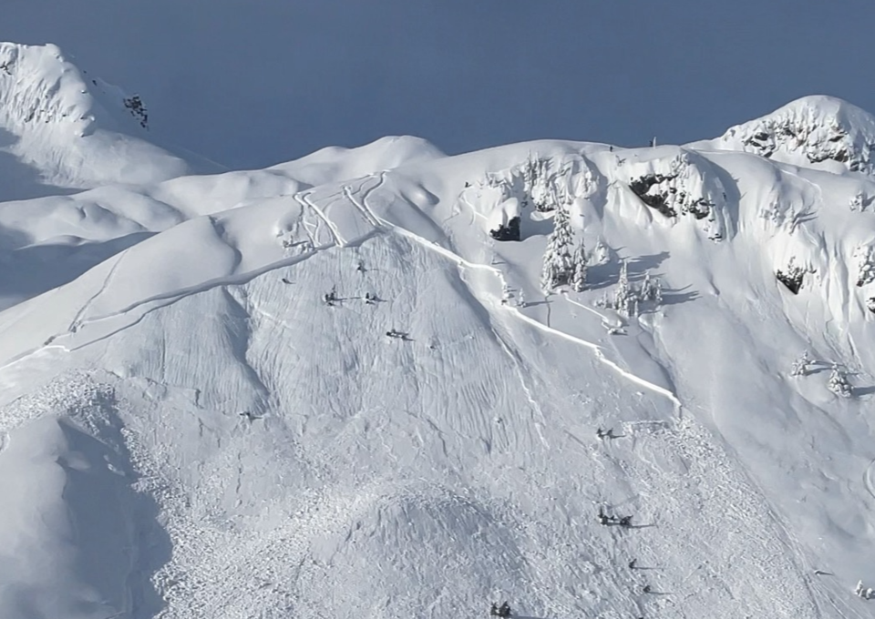 chocolate-bowl-avalanche-whistler-feb-8-2023-avalanche-canada(1)(1)