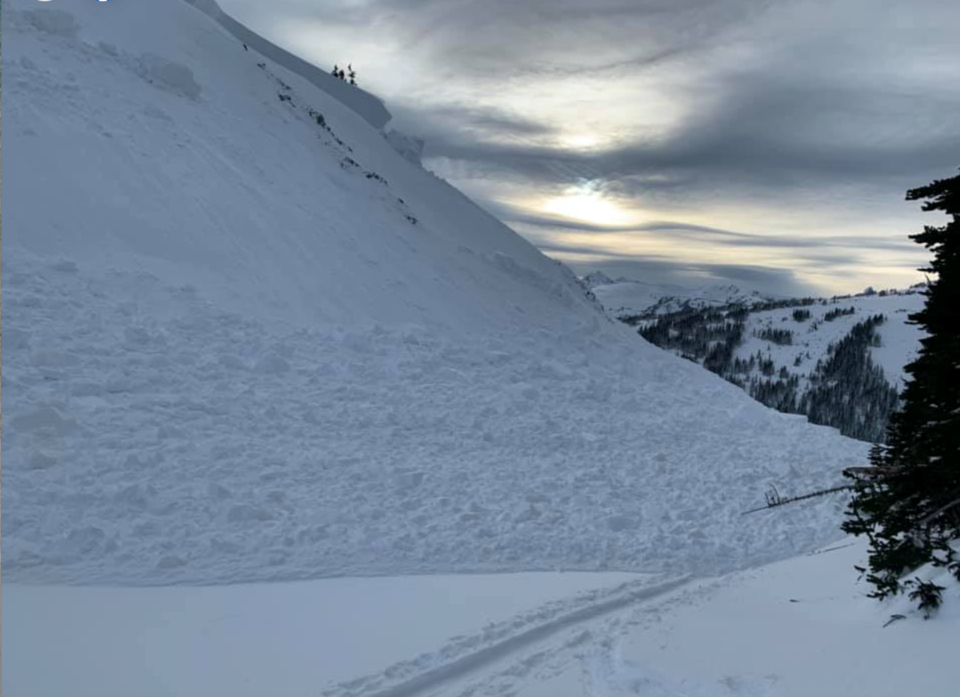 cowboy-ridge-avalanche-by-joe-peplowski-january-9-1