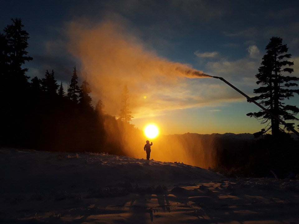 N-Whistler Blackcomb Opening Day PHOTO BY PAT LABROSSE : WB