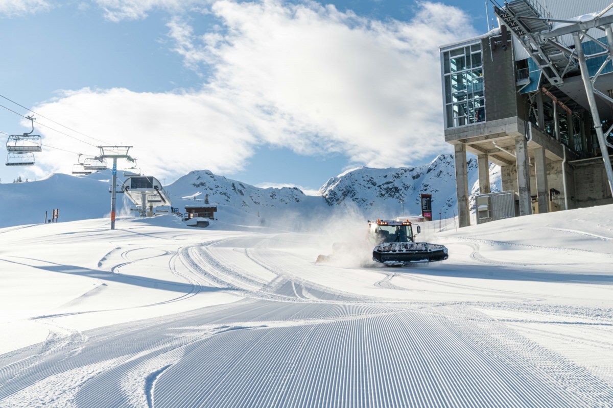 Whistler opening day online