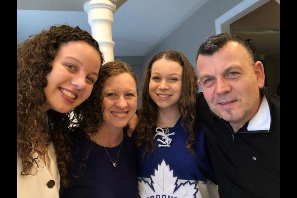 Gloria, Manuela, Arbela and Arben Kodra.