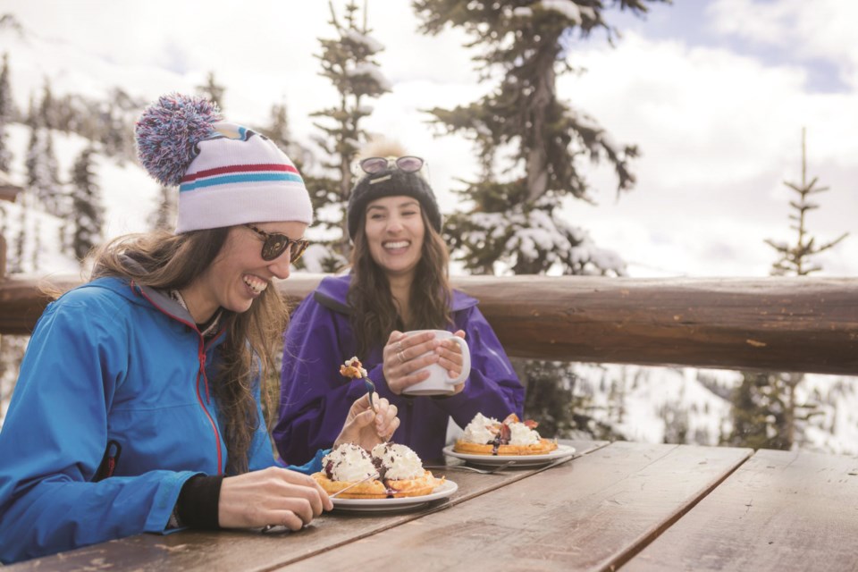 N-Winter Patios 27.42 JUSTA JESKOVA : TOURISM WHISTLER