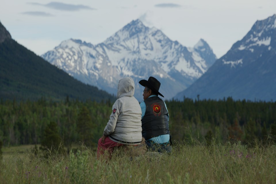 arcteryx-xeni-gwetin-first-nation