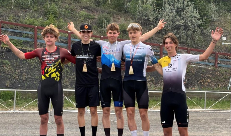 ethan-wood-canmore-2025-podium-medium