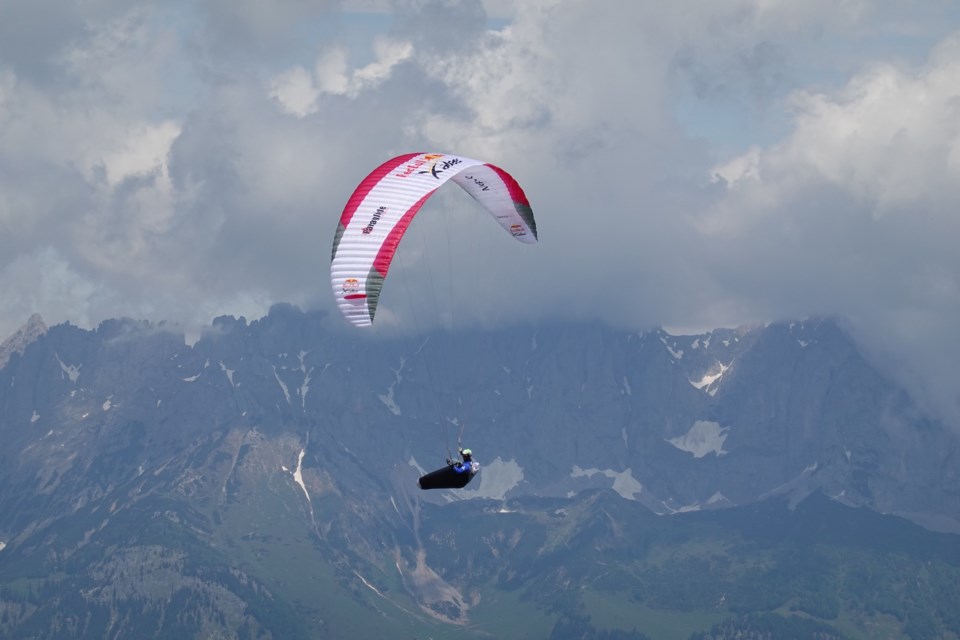 James Elliott only started paragliding in his mid-30s, but this month he will take on the Red Bull X-Alps: a 1,223-kilometre hike-and-fly race in Western Europe.
                       