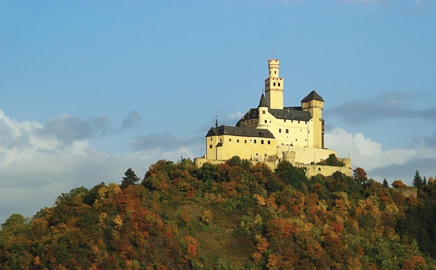 Marksburg Castle sits above the town of Braubach on the Rhine RIver.