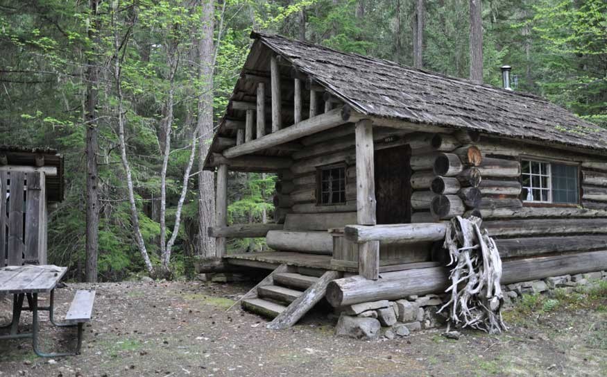 Hozomeen Cabin in Ross Lake National Recreation Area. Photo by Louise Christie