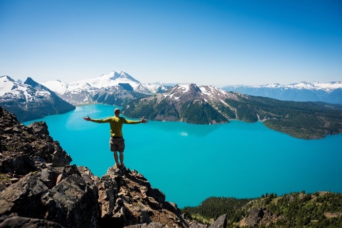 n-web_happiness_report_hiking_garibaldilake_by_mike_crane_for_tw_20