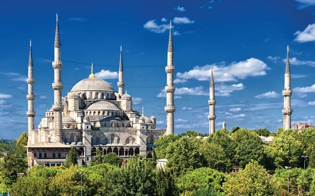 Blue mosque, Istanbul, Turkey. Photo sourced.