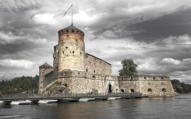 The Olavinlinna Castle in Savonlinna is home to the famous Savonlinna Opera. <a href="http://shutterstock.com/">shutterstock.com</a>