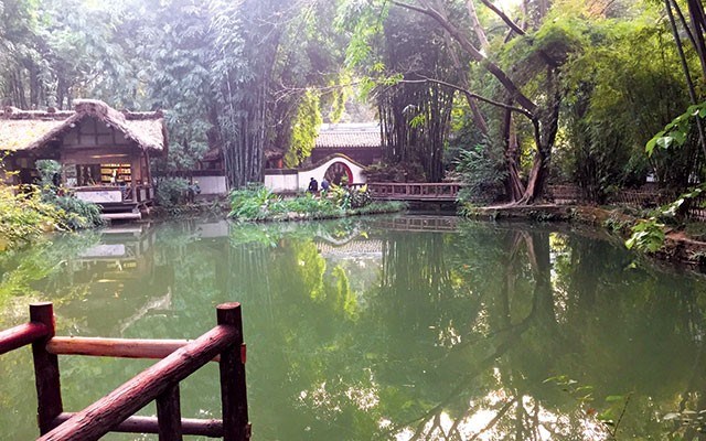 Chengdu Du Fu Pond: Many locals come to stroll the grounds of this famous poet's former home. Photo by Teresa Bergen