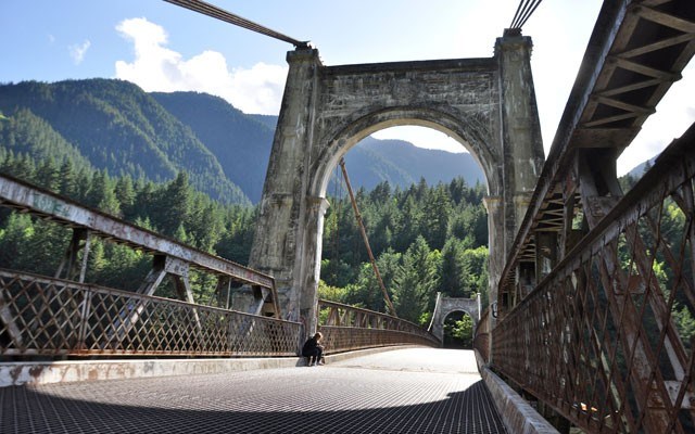 Fraser Canyon Renaissance. Photos by Louise Christie