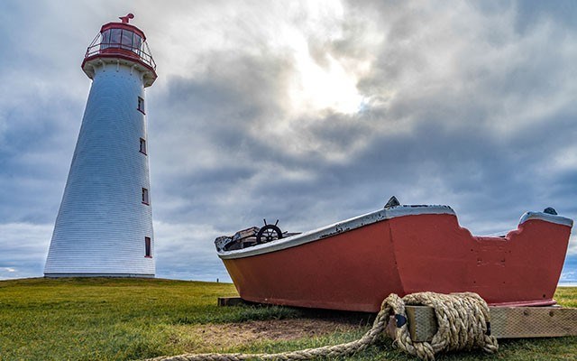 Go Green On Prince Edward Island. <a href="http://Shutterstock.com">Shutterstock.com</a>