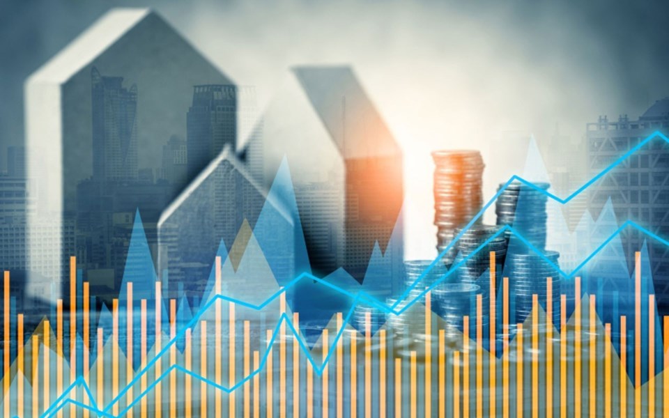 tax-house-real-estate-prices-money-investment-interest-rates-graph