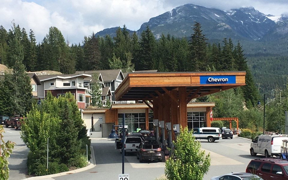 green_lake_gas_station_whistler