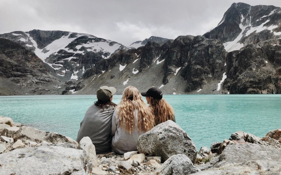 mountain_friends