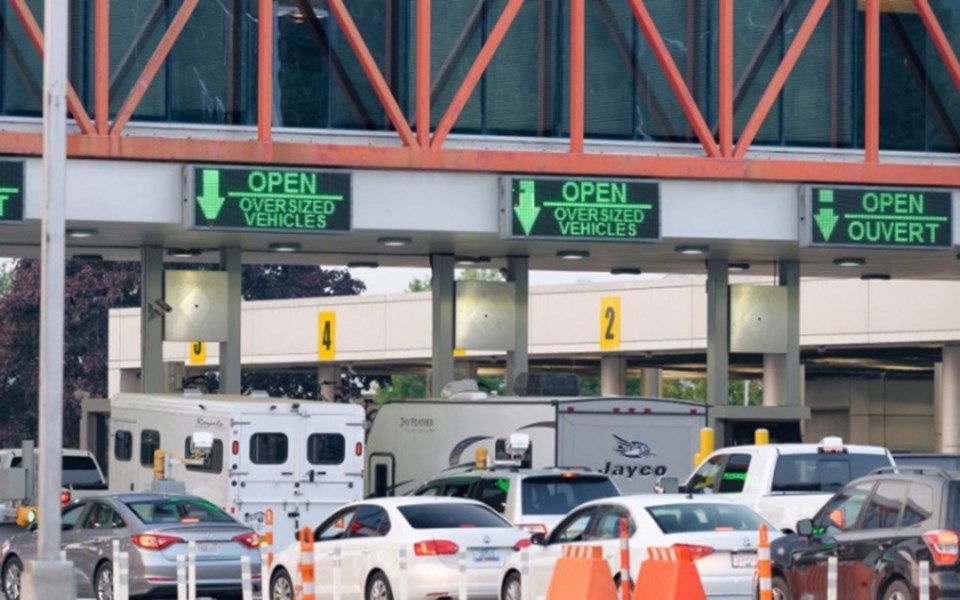 us-canada-border-crossing