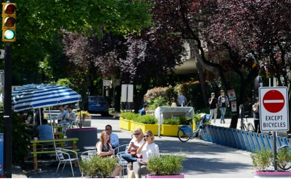 drinking-in-public-spaces-vancouver